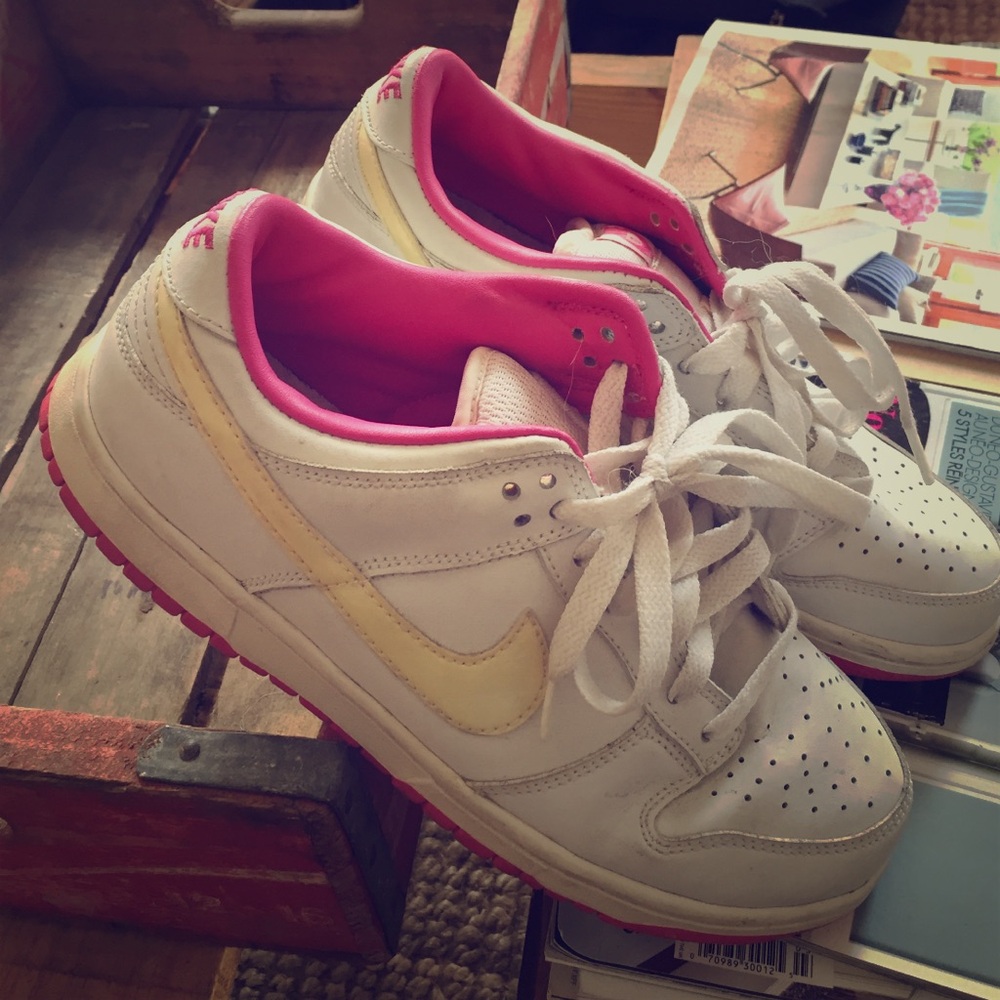 Nike White Sneakers with Pink Lining and Yellow Swoosh